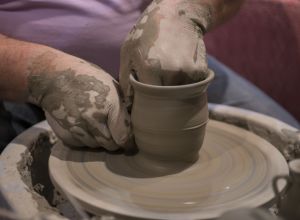lavorazione della ceramica